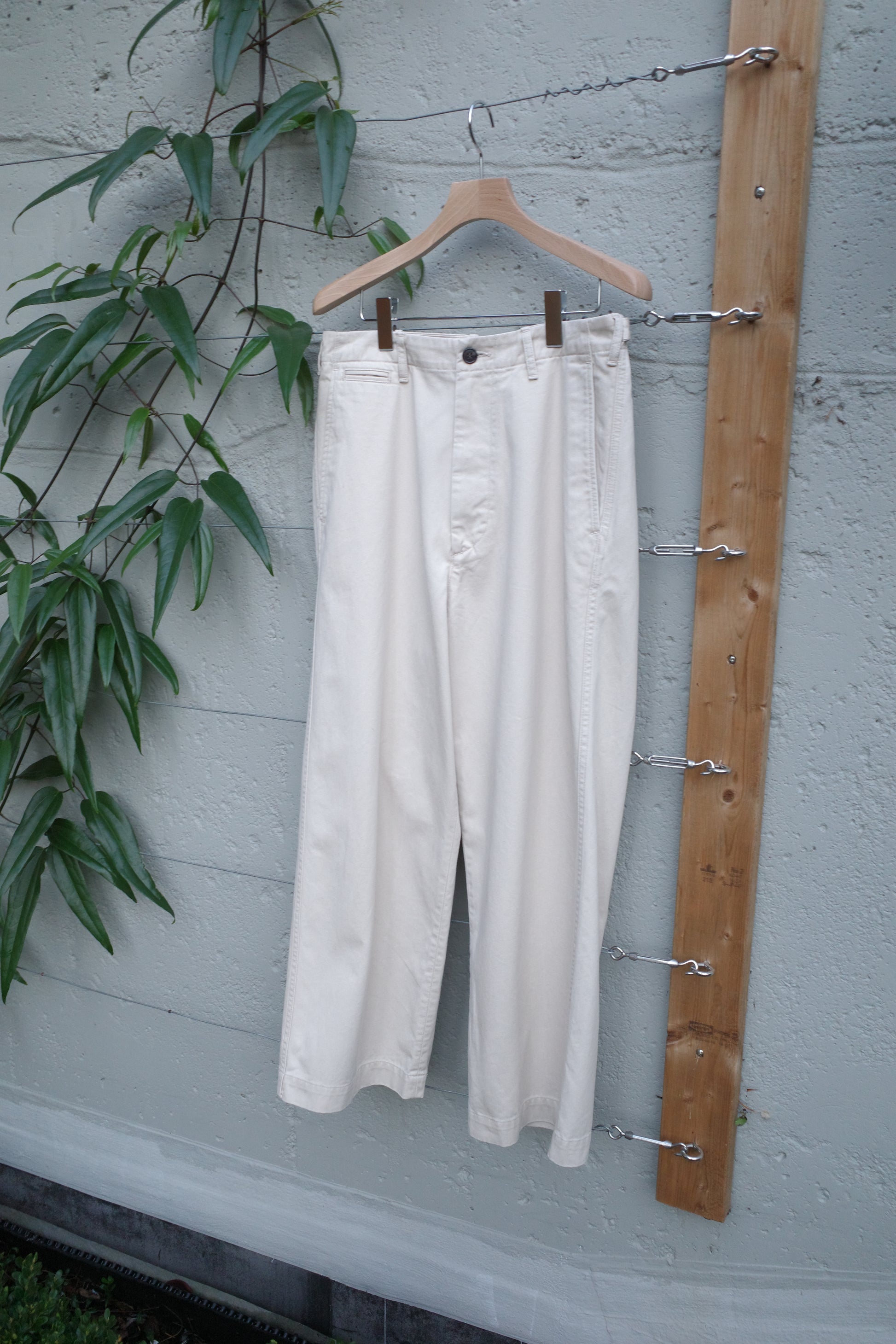 awasa Chino Trousers - Pink Beige