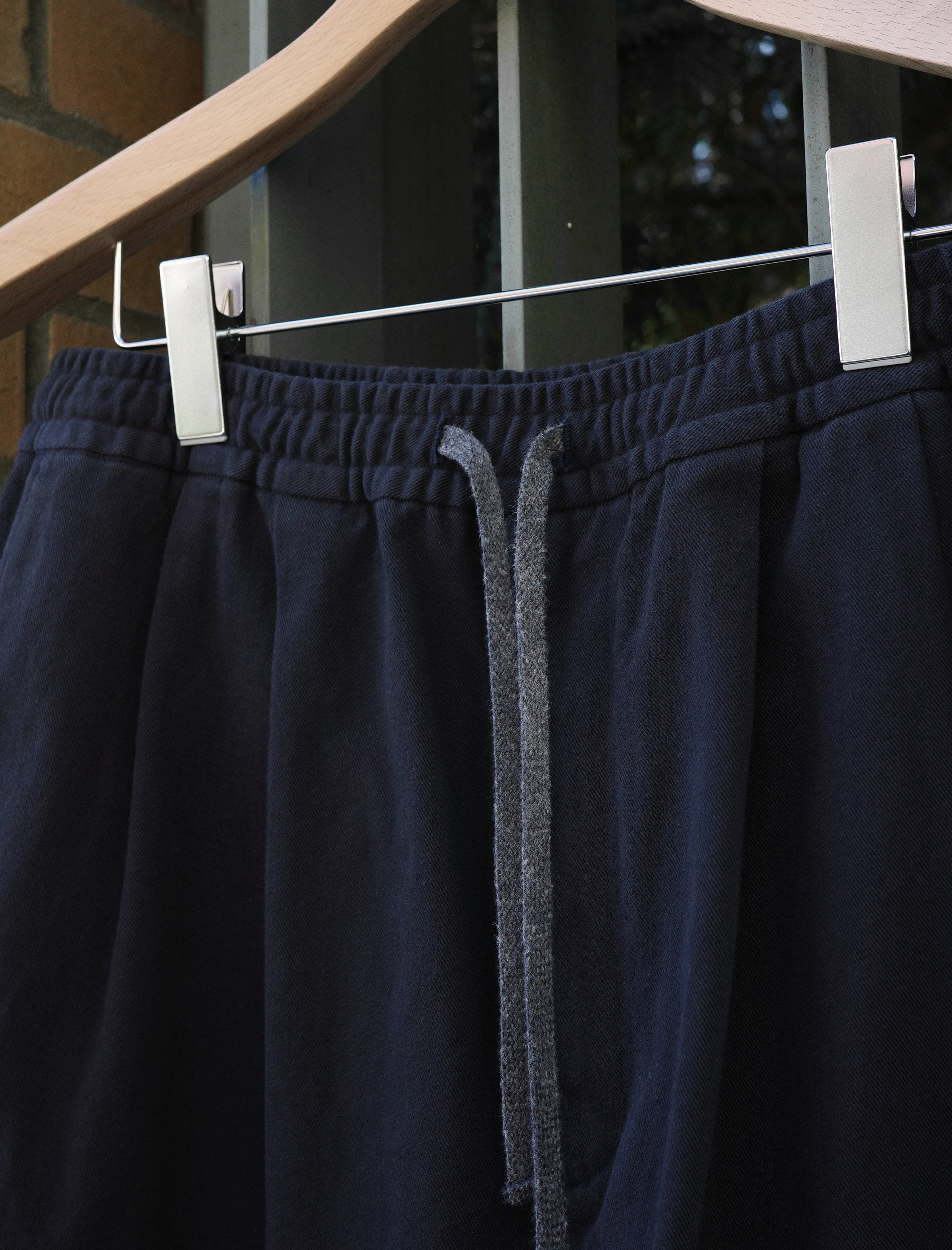 awasa Hard Twist Cotton Twill Wide Easy Shorts - Navy | Sycamore
