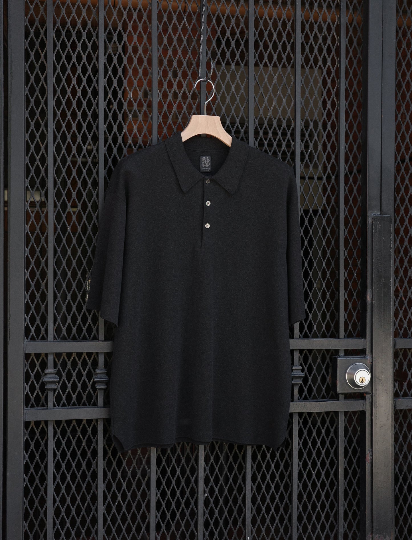 BATONER 32G Smooth Knit S/S Polo - Melange Black