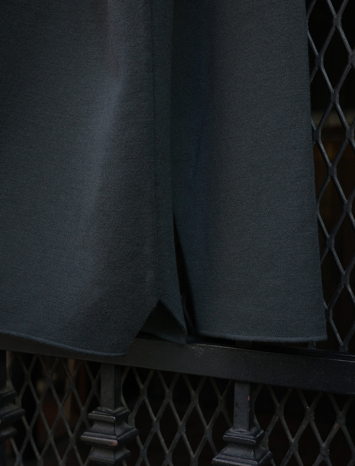 BATONER 32G Smooth Wool Crewneck - Forest