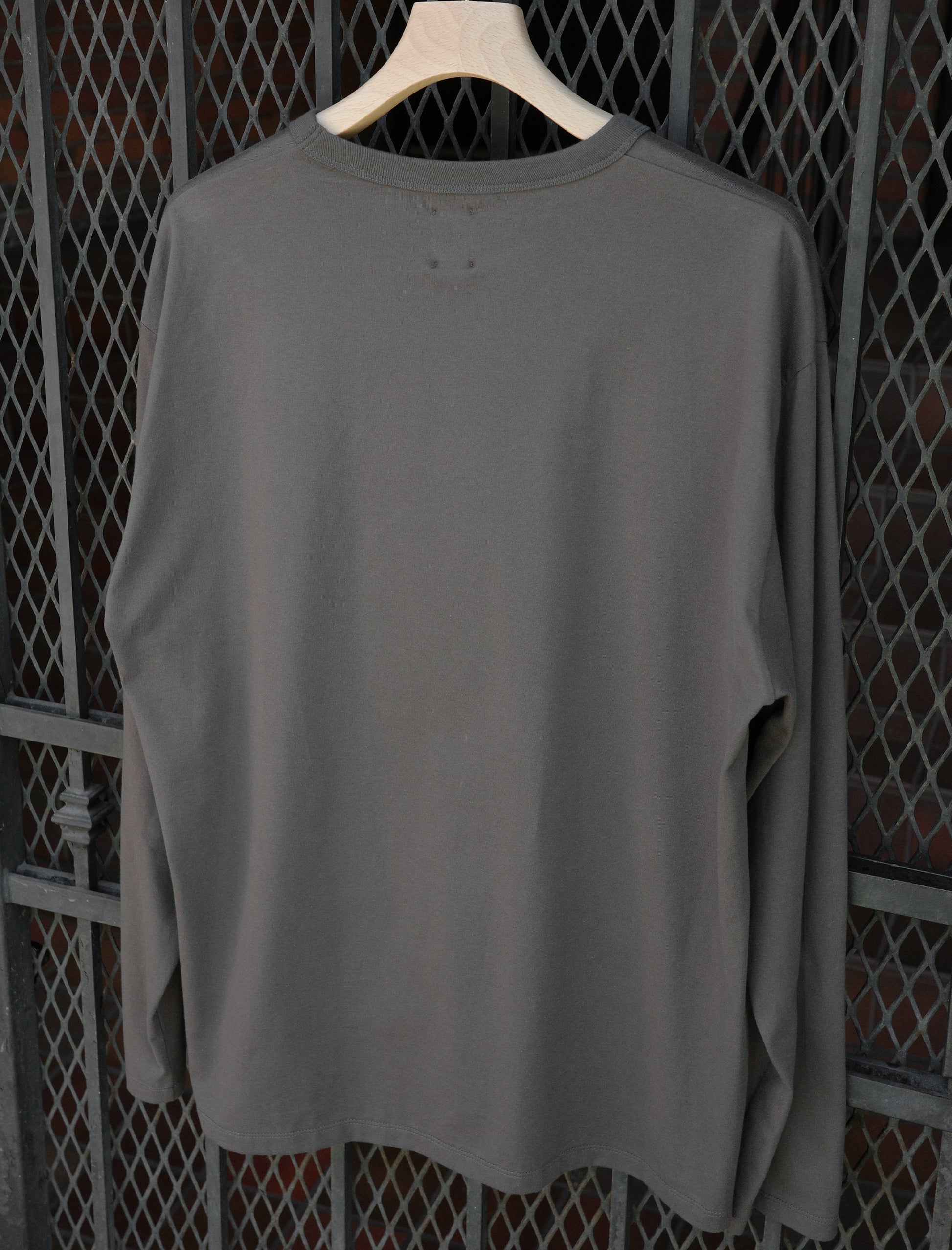 BATONER Innocent Cotton L/S T-Shirt Charcoal