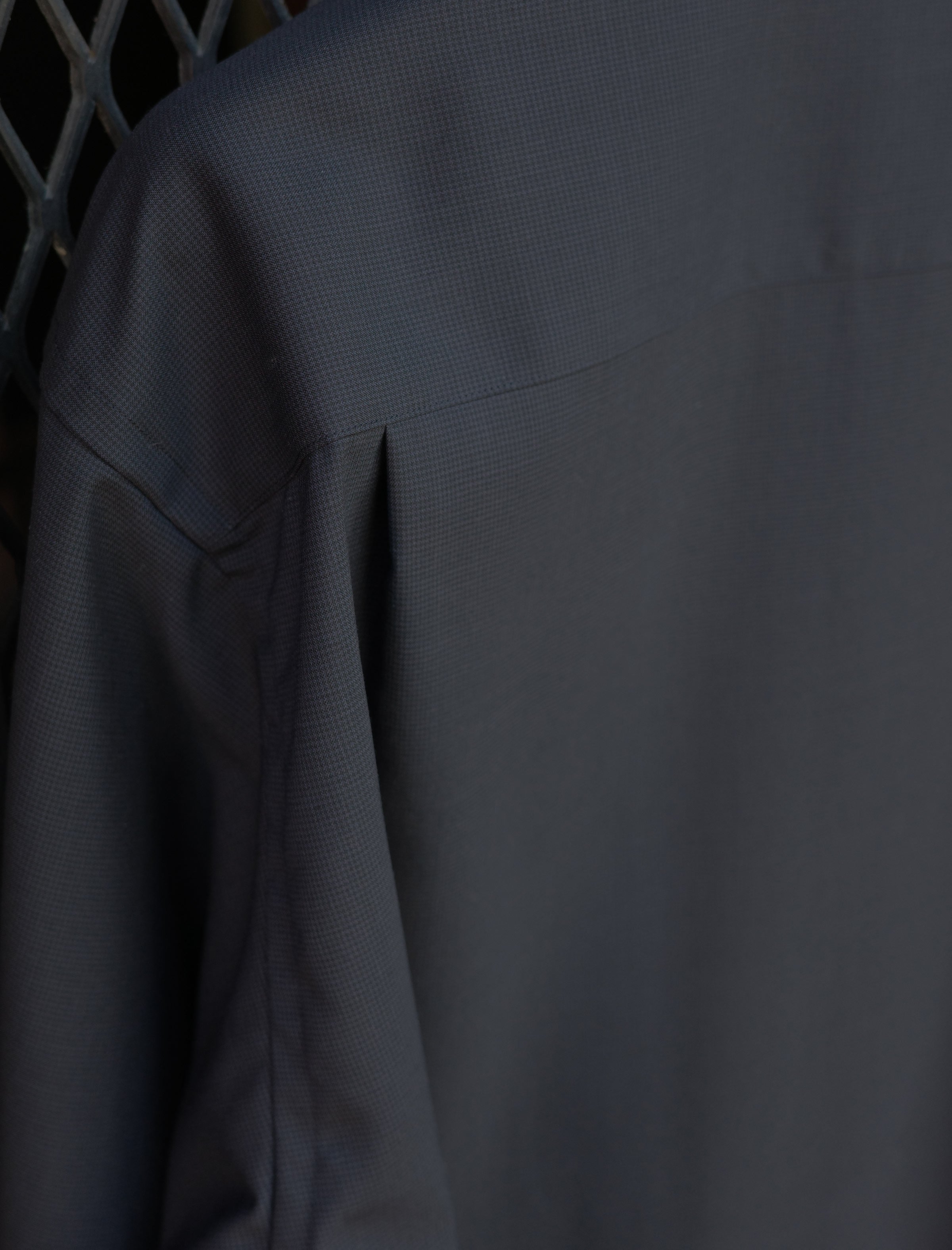 BATONER Solid Wool Regular Collar Shirt - Houndstooth Navy