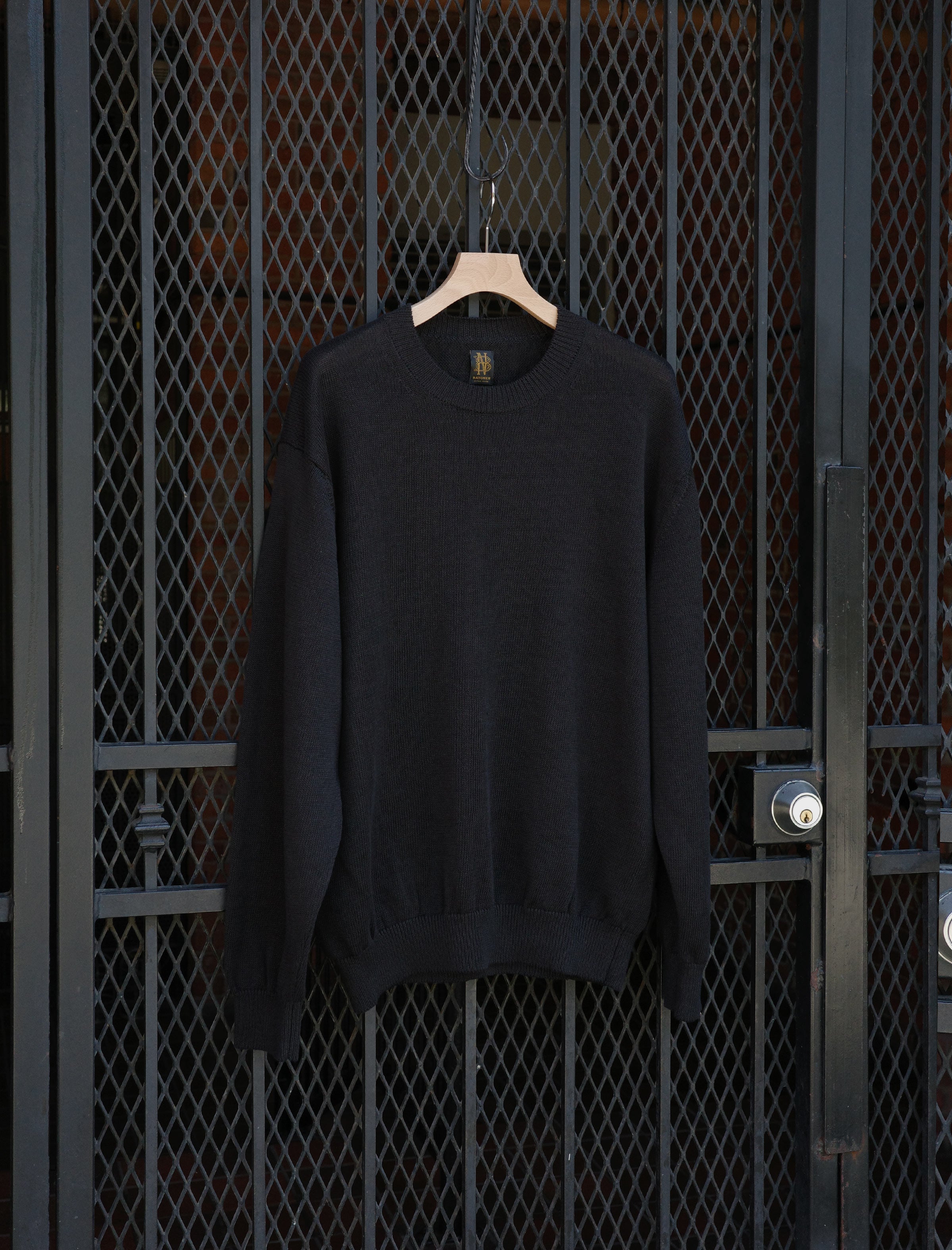 BATONER Washed High Count Linen Crewneck - Black | Sycamore Store