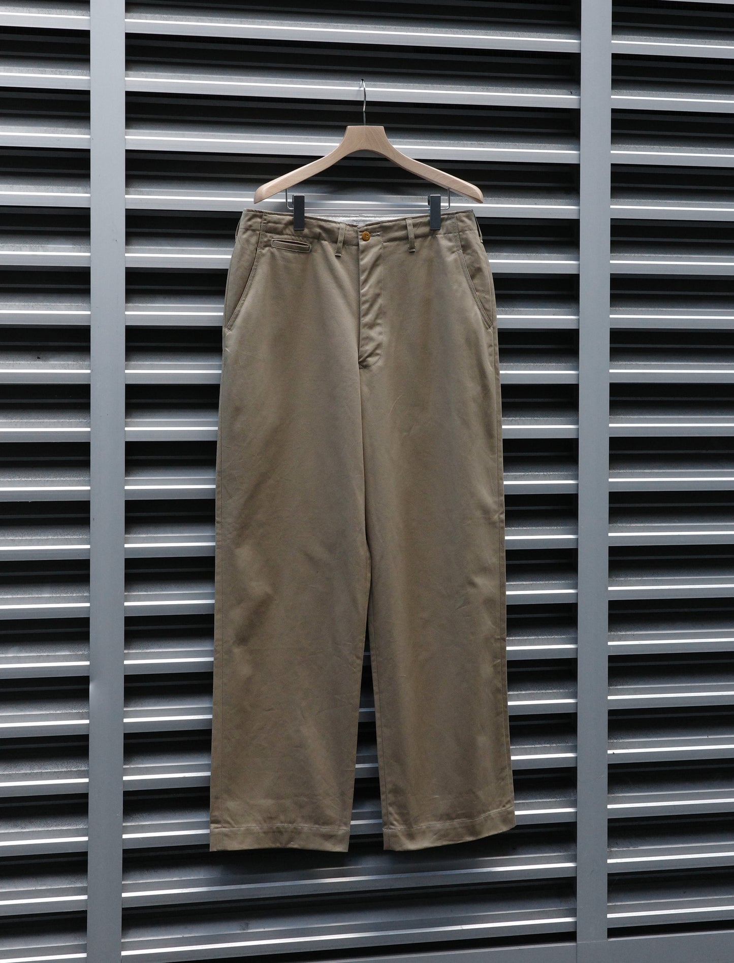 43Khaki Weapon Chino Cloth Pants - Beige