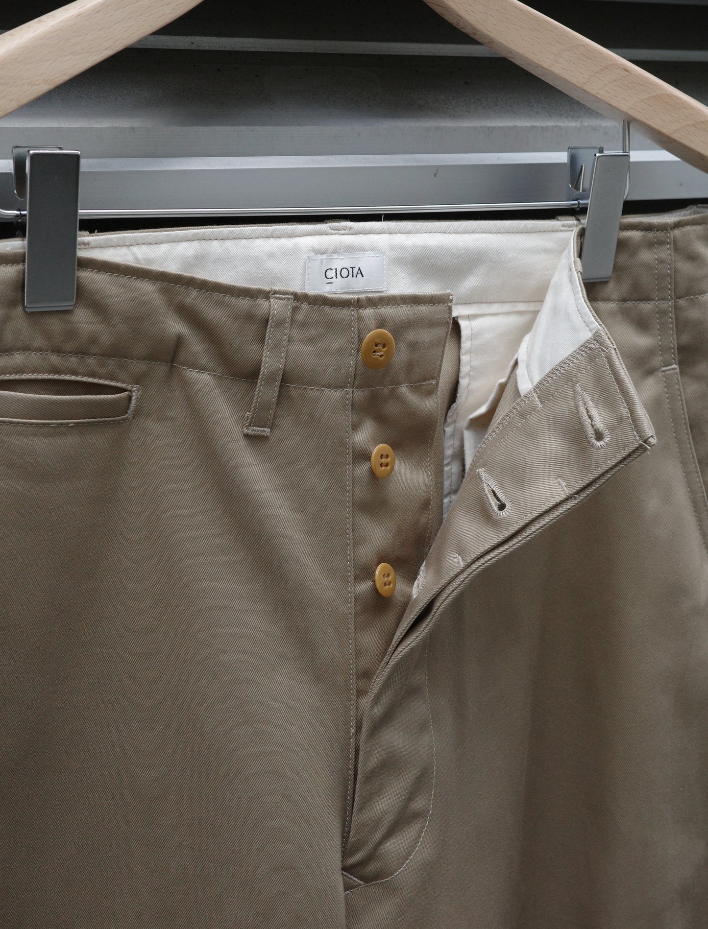 43Khaki Weapon Chino Cloth Pants - Beige