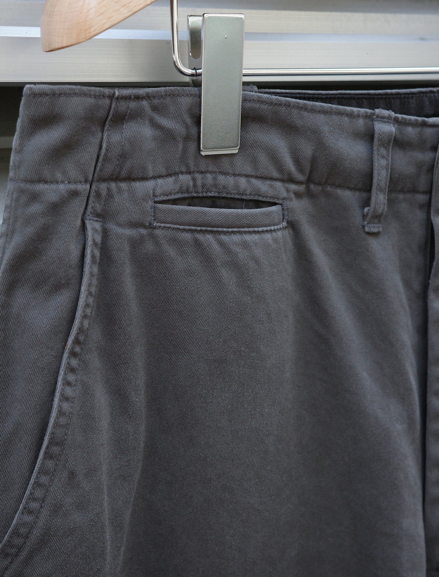 Weapon Chino Cloth Pants Stone Wash - Charcoal Gray