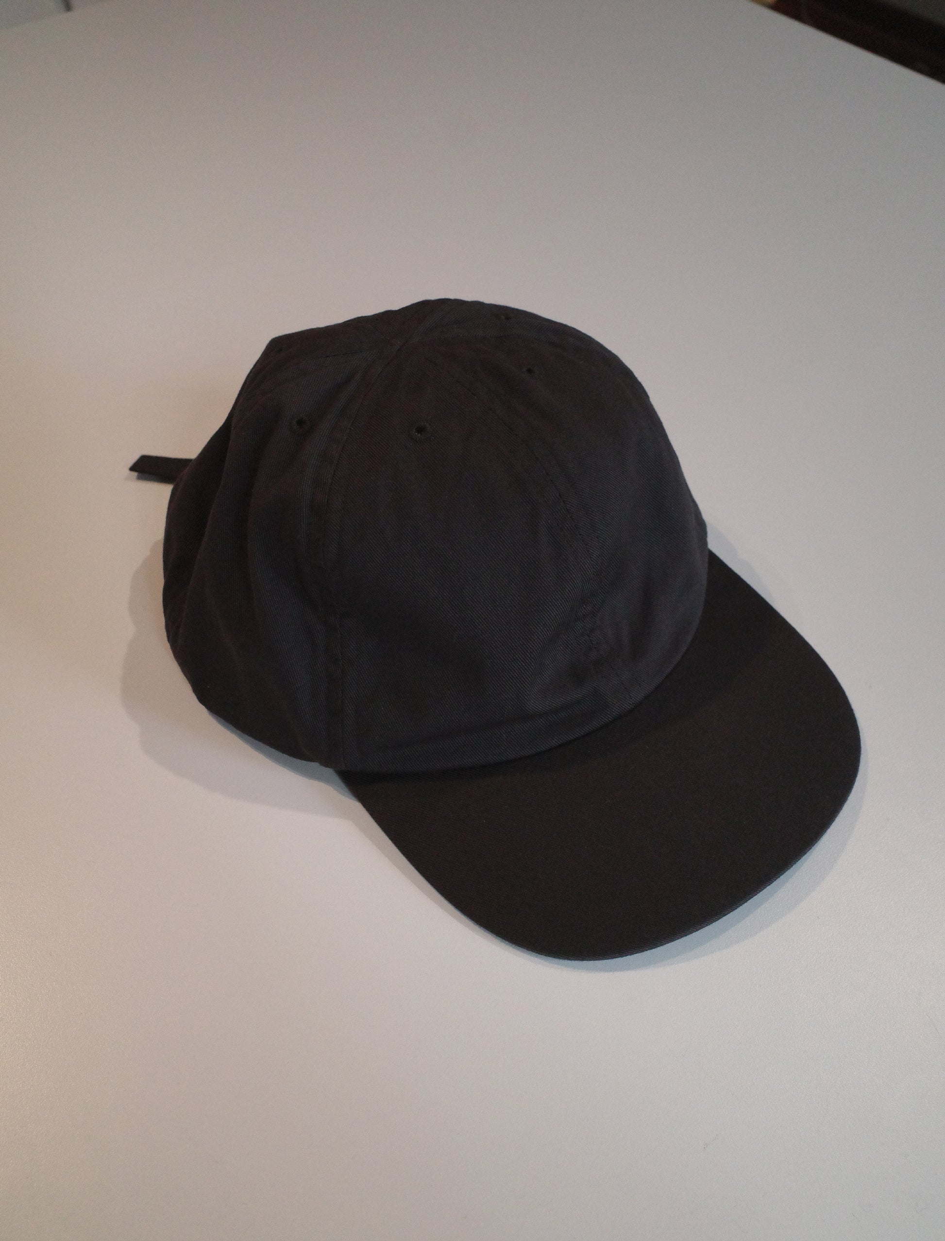 COMESANDGOES Souvenir-like Cap - Ebony