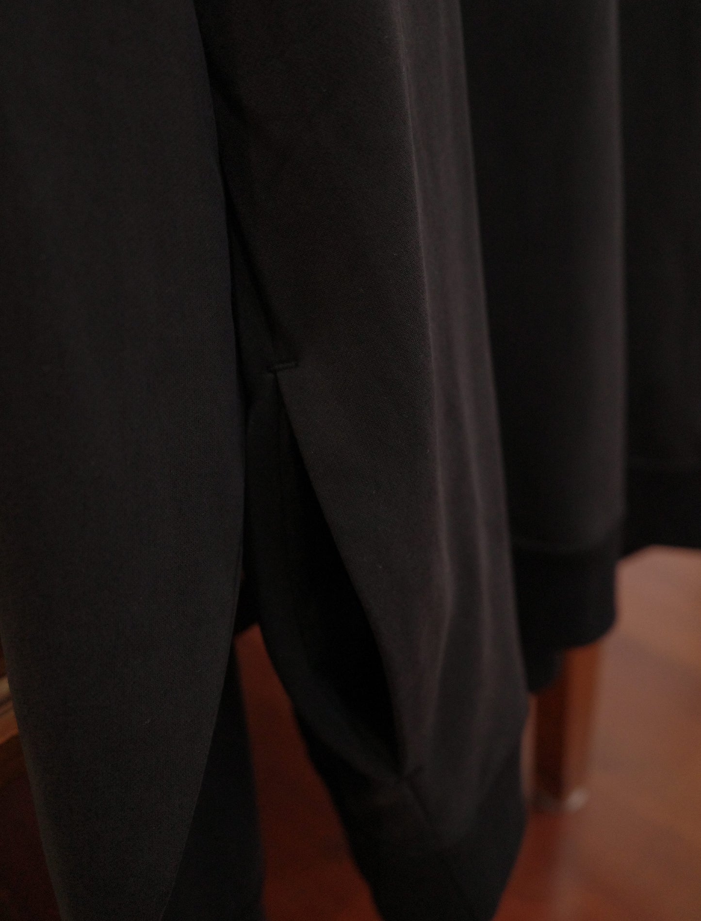 28G Cupro Pullover - Night Black