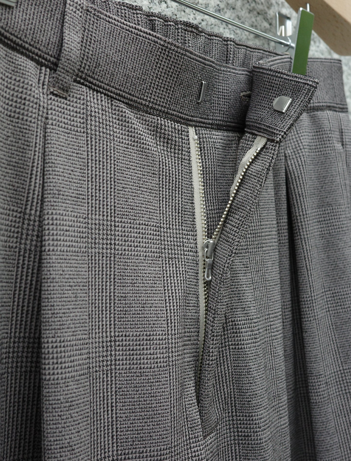 KANEMASA PHIL. 28G Loop Yarn Glen Check Trousers - Beige