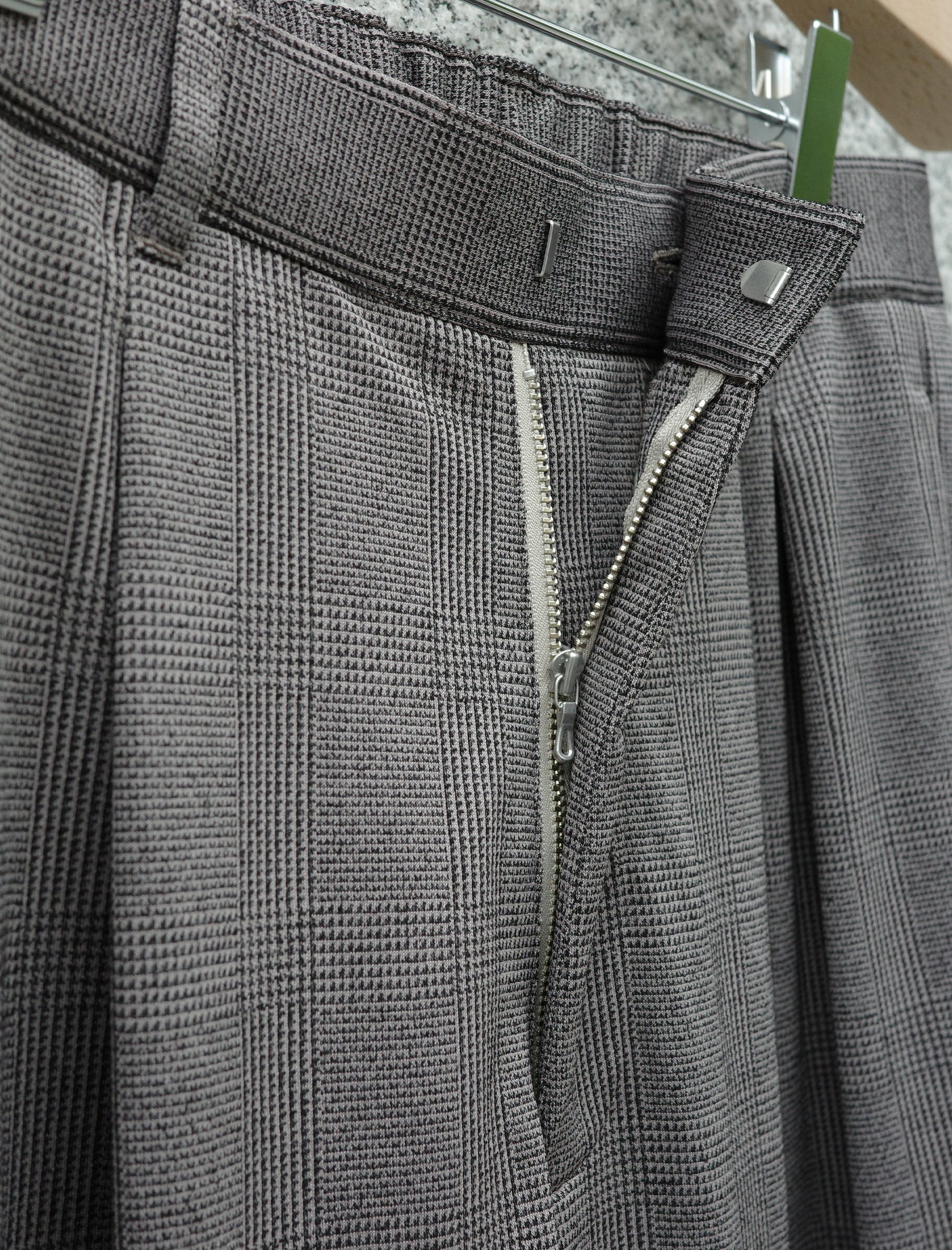 KANEMASA PHIL. 28G Loop Yarn Glen Check Trousers - Beige