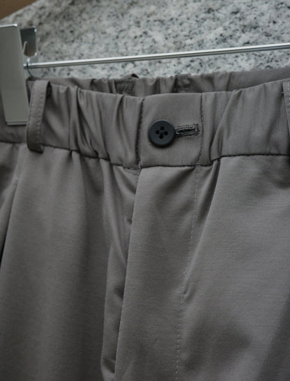 46G Tuck Easy Shorts - Charcoal