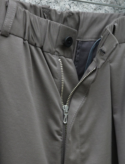 46G Tuck Easy Shorts - Charcoal