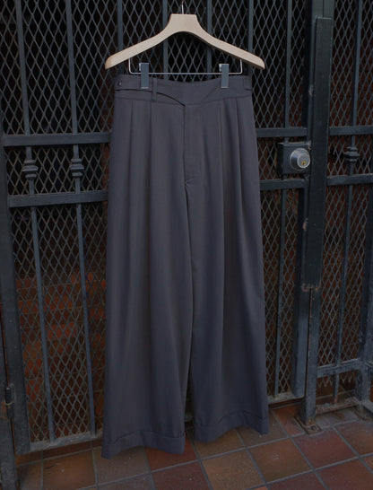 KANEMASA PHIL. 46G SOLARO Gurkha Pants Charcoal Black 