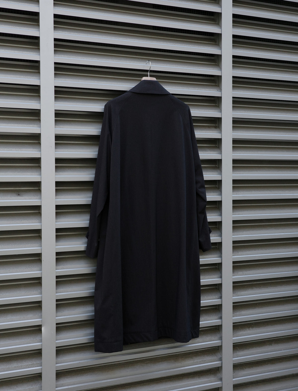 KANEMASA PHIL. 46G Solaro Raglan Coat Black Brown