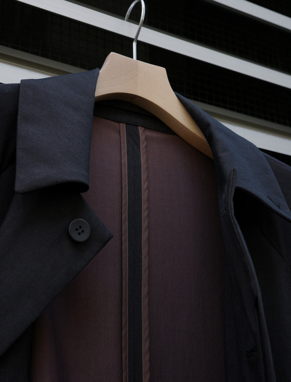 KANEMASA PHIL. 46G Solaro Raglan Coat Black Brown