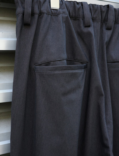 KANEMASA PHIL. 46G Solaro Trousers Black Brown