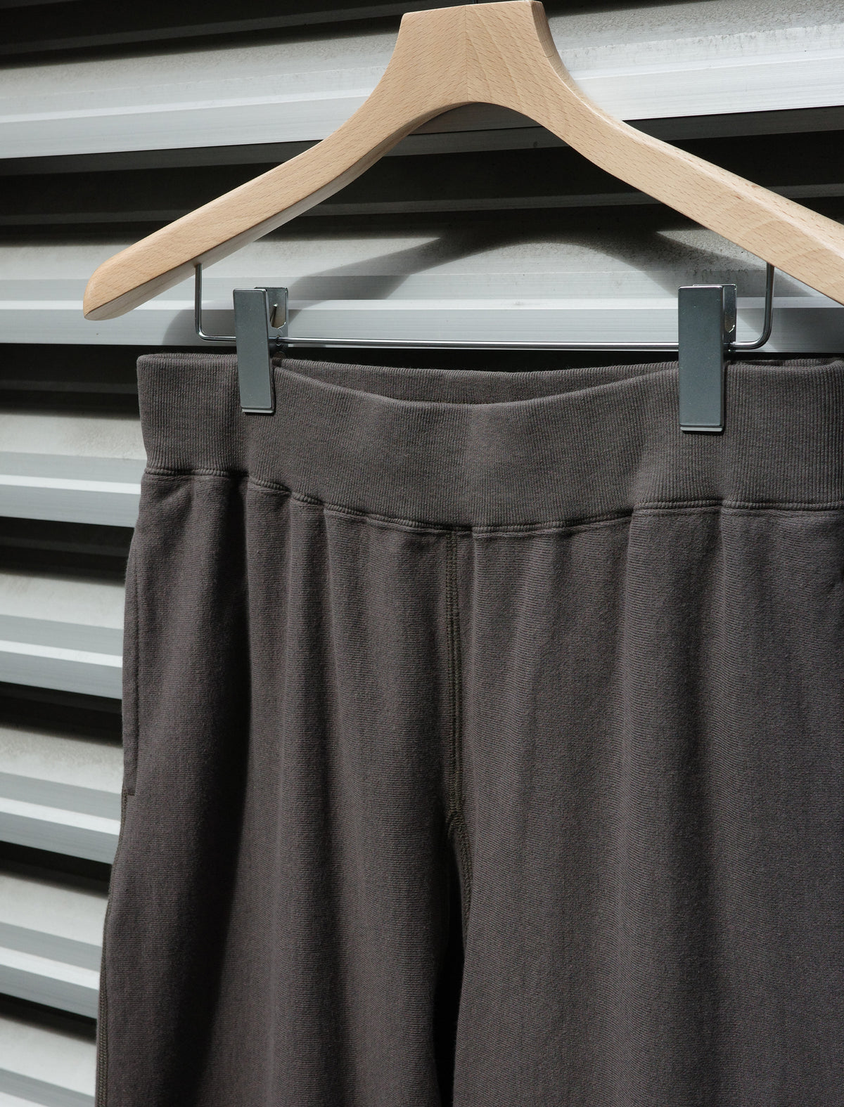 ULTERIOR Faded Silky RW Sweat Pants Dust Brown