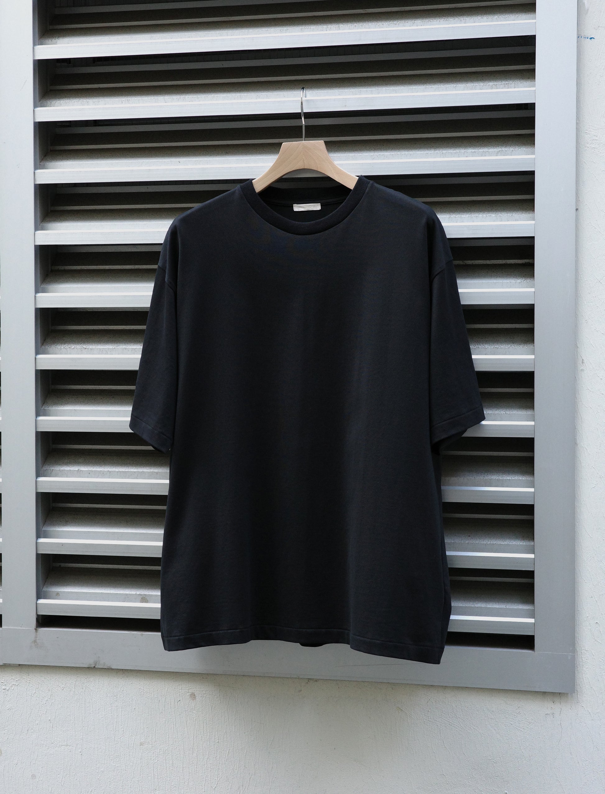 ULTERIOR Suvin Sueded Tenjiku Tee Black
