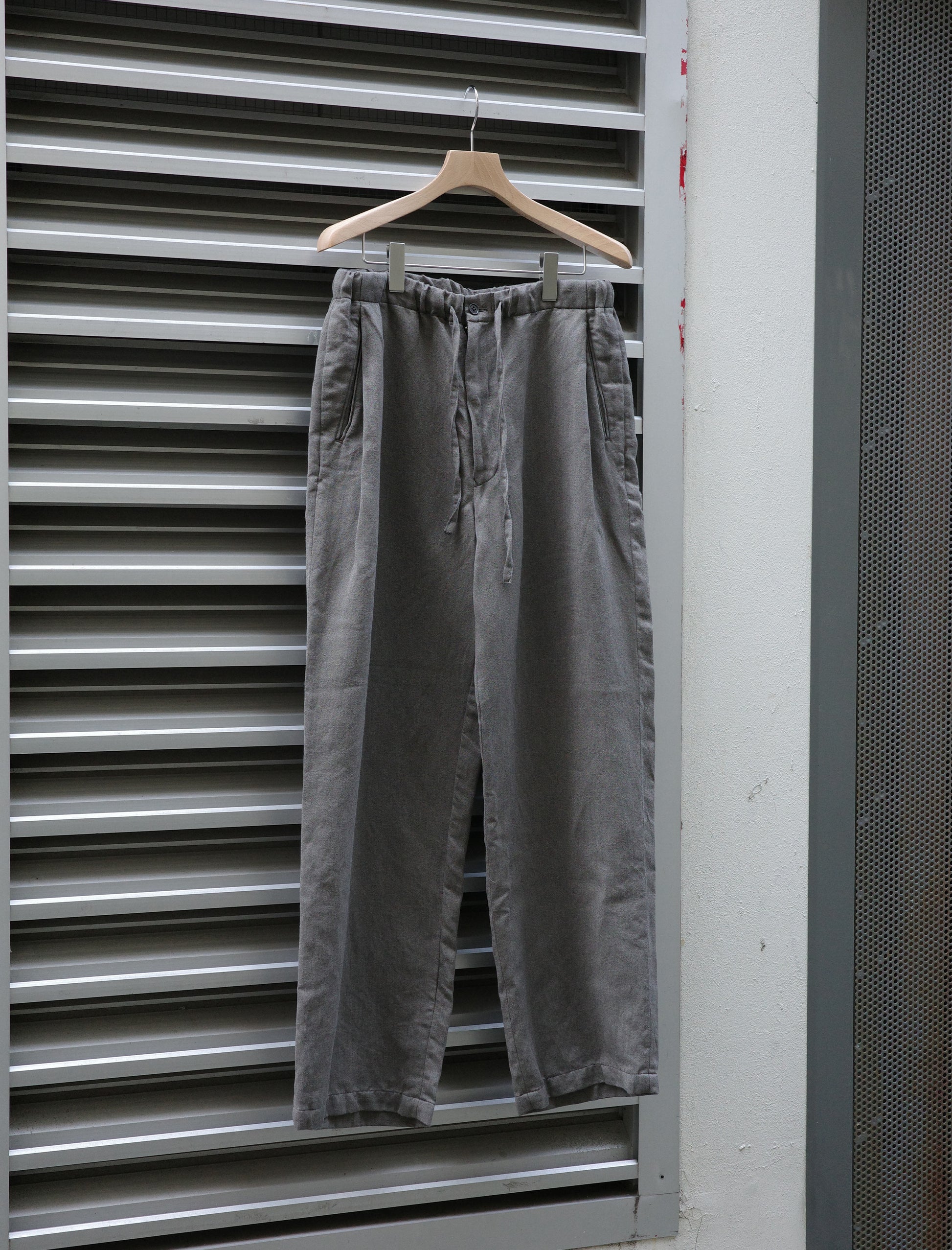 ULTERIOR Washed C/L Corkscrew Drawstring Pants Khaki Grey
