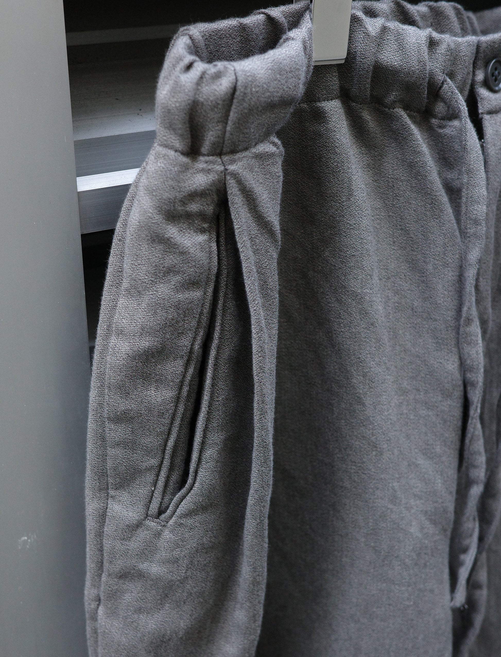 ULTERIOR Washed C/L Corkscrew Drawstring Pants Khaki Grey