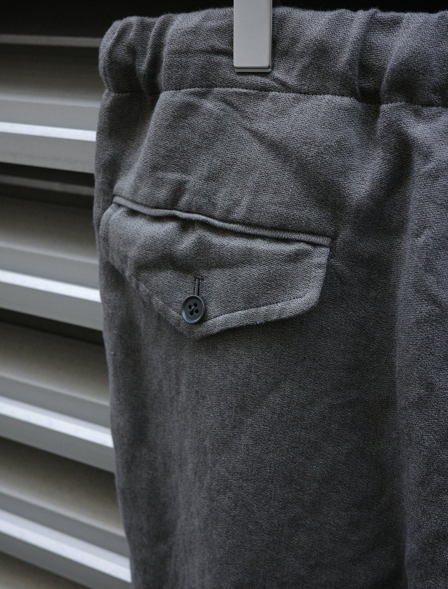 ULTERIOR Washed C/L Corkscrew Drawstring Pants Khaki Grey