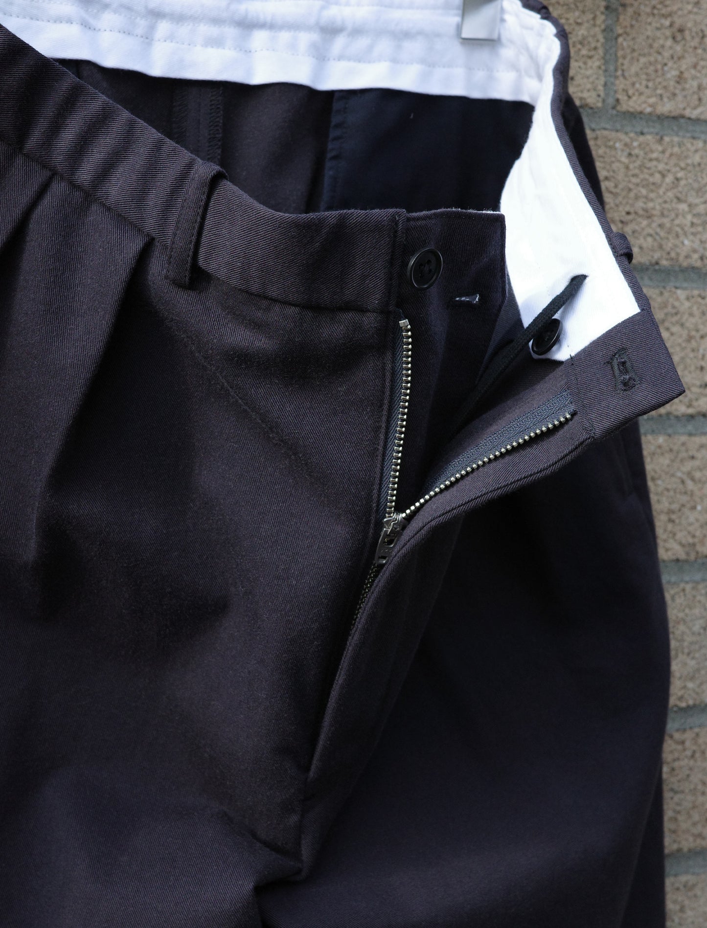 Y Organic Cotton Tencel Chino Shorts - Navy