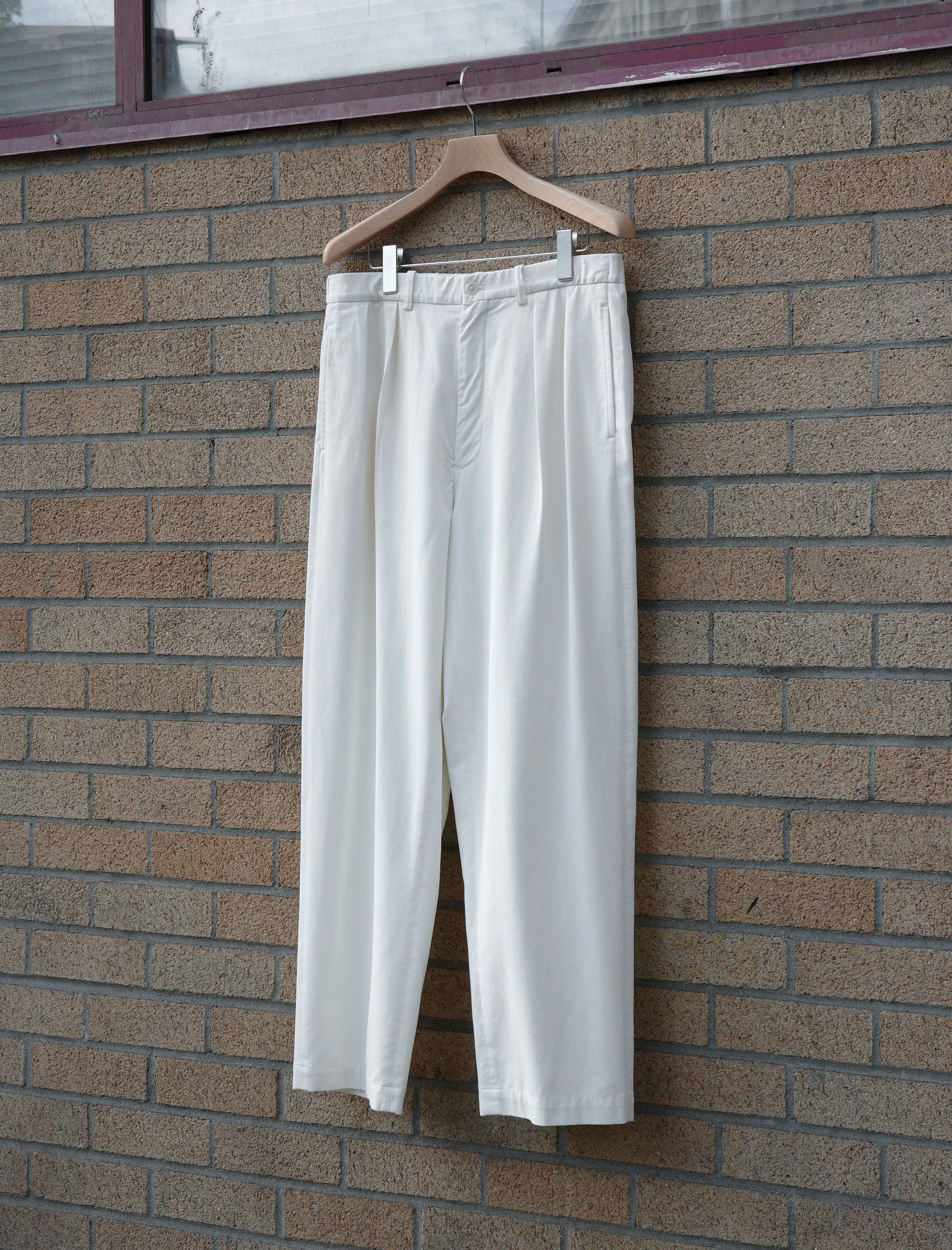 Y Organic Cotton Tencel Chino Trousers - White